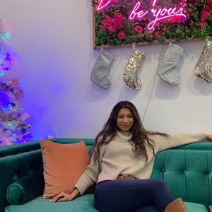 Meet your Posher, Daniela